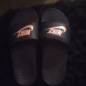 Nike Slides in Rose Gold